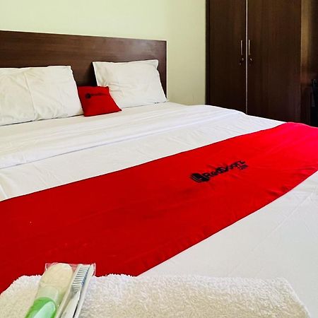 Reddoorz At Teratai Homestay Medan Amplas Kültér fotó